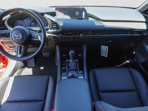 Certified 2025 MAZDA MAZDA3 s Sport image 24