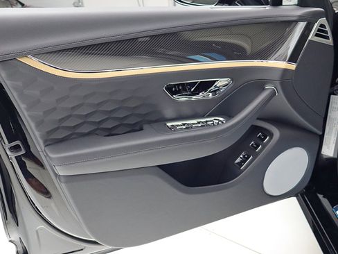 New 2026 Bentley Flying Spur Plug-In Hybrid image 52