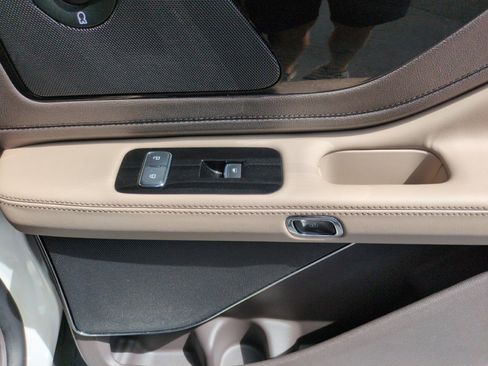 Used 2022 Lincoln Aviator Reserve w/ Equipment Group 201A RWD image 46