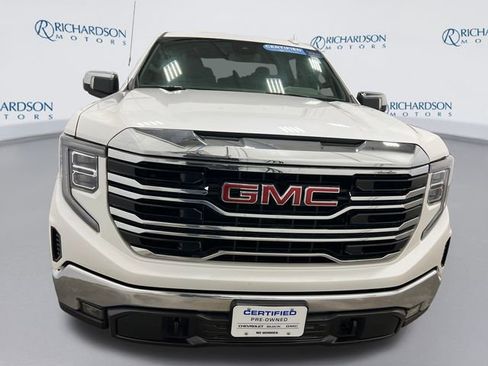 Certified 2022 GMC Sierra 1500 SLT w/ SLT Premium Package image 8