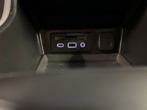 Used 2019 GMC Terrain SLT w/ Preferred Package image 17