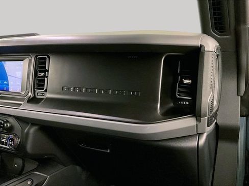 Used 2022 Ford Bronco 2-Door AWD/4WD image 15