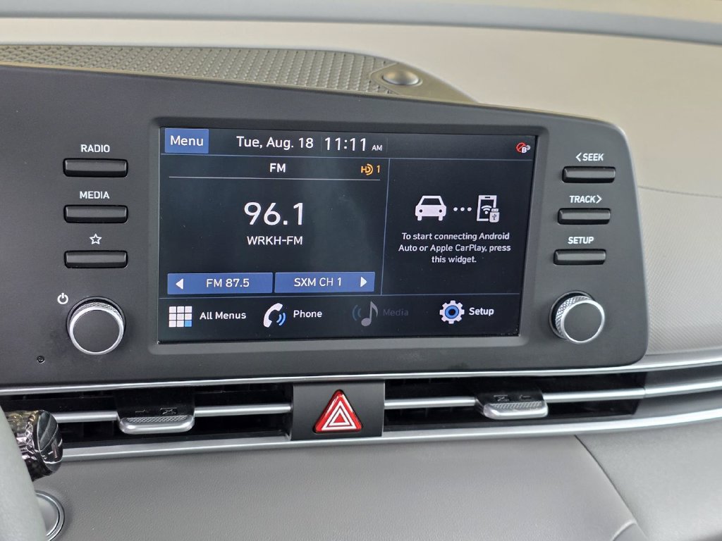 Used 2023 Hyundai Elantra SEL FWD image 13