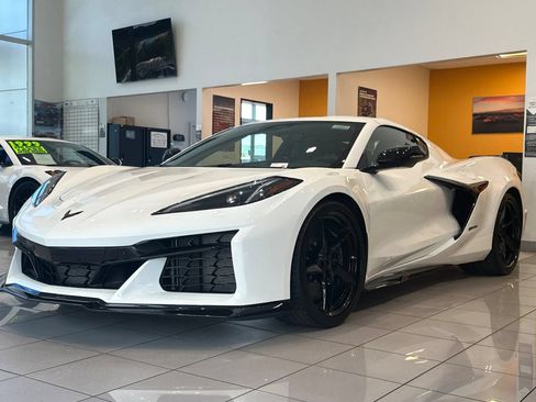 Used 2026 Chevrolet Corvette E-Ray w/ ZER Performance Package AWD/4WD image 8