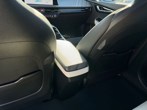 Used 2024 Kia EV6 GT-Line image 18