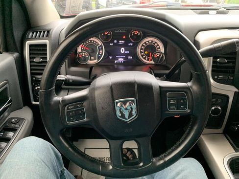 Used 2016 RAM 2500 SLT w/ Luxury Group AWD/4WD image 16