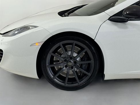 Used 2014 McLaren MP4-12C Spider RWD image 35