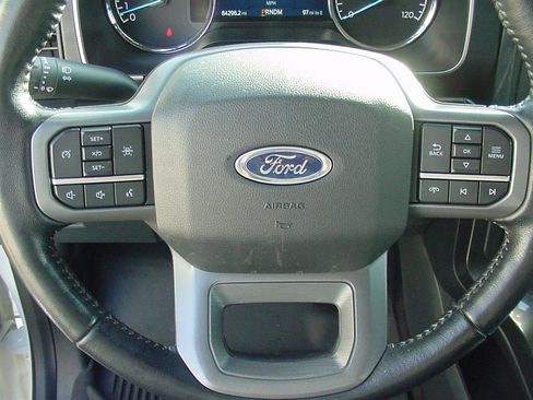 Used 2022 Ford F150 XLT w/ Equipment Group 302A High image 18