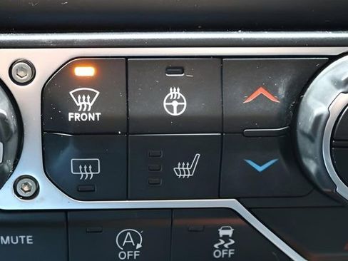 Used 2021 Jeep Wrangler Unlimited Rubicon image 22