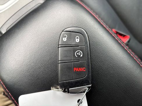 Used 2018 Dodge Journey GT image 27