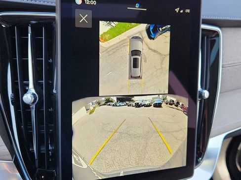 New 2026 Volvo XC90 T8 Plus image 21