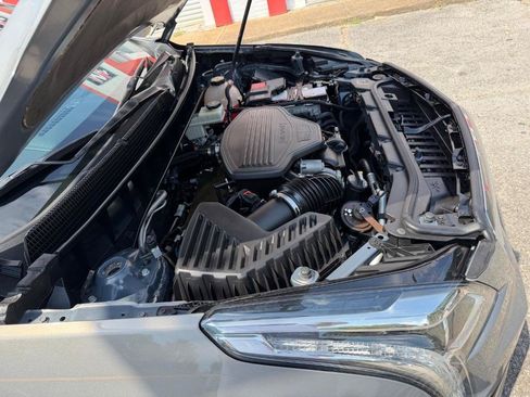 Used 2017 Cadillac XT5 FWD image 38