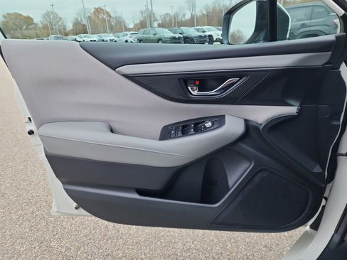 Used 2025 Subaru Legacy Premium image 17