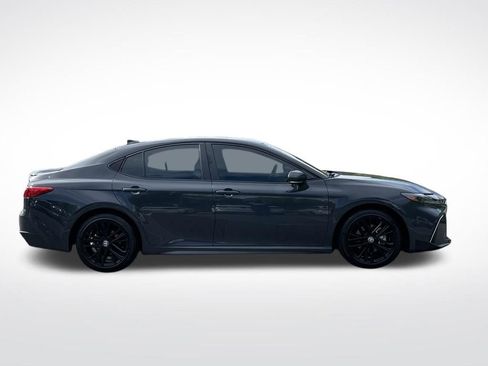Used 2026 Toyota Camry SE w/ Multimedia Upgrade Package FWD image 7