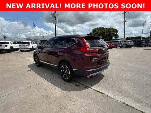 Used 2017 Honda CR-V Touring image 2