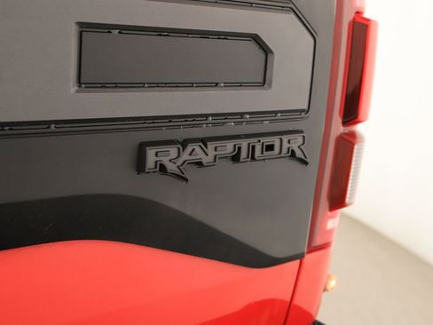 Used 2020 Ford F150 Raptor w/ Equipment Group 802A Luxury image 31