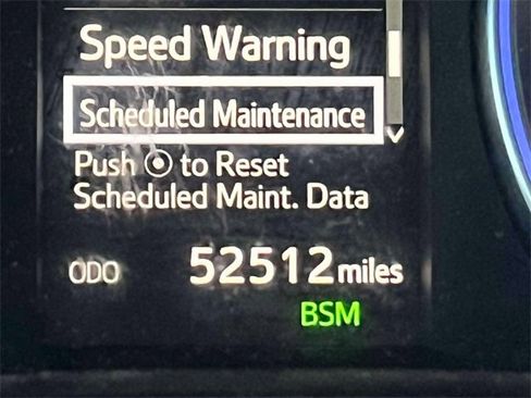 Used 2019 Toyota Highlander SE image 30