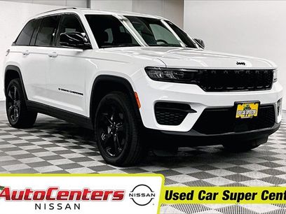Used 2023 Jeep Grand Cherokee Altitude
