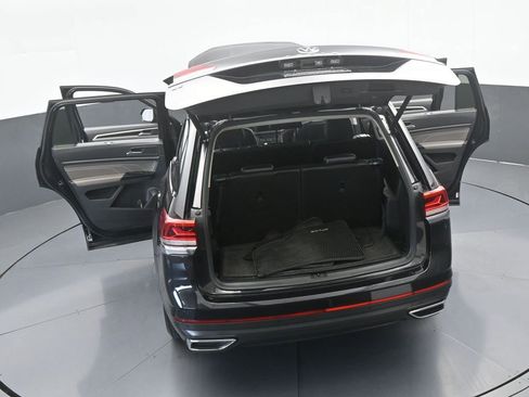 Used 2021 Volkswagen Atlas SE w/ Panoramic Sunroof Package FWD image 68