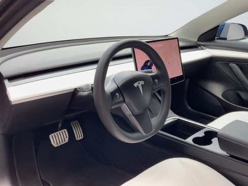Used 2022 Tesla Model 3 Performance AWD/4WD image 23