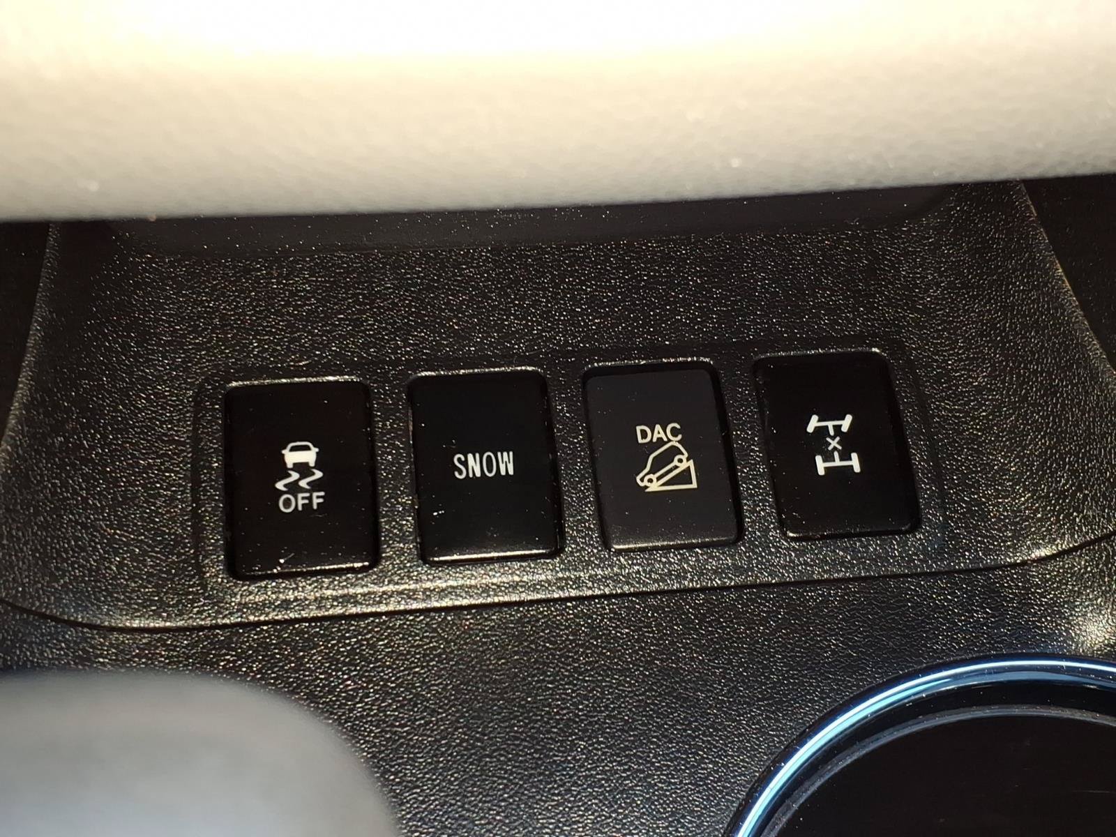 Used 2015 Toyota Highlander Plus AWD/4WD image 23