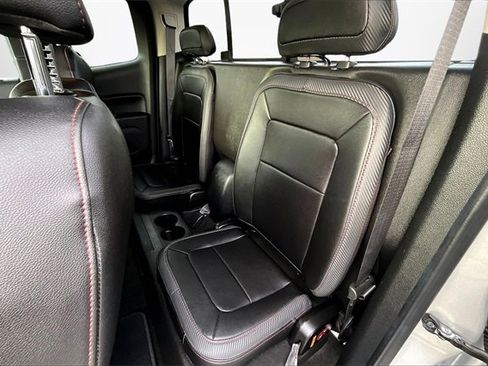 Used 2016 GMC Canyon SLE w/ All Terrain Package image 25