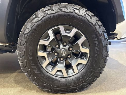 Used 2023 Toyota Tacoma TRD Off-Road AWD/4WD image 52