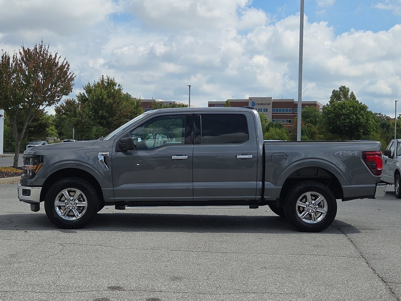 Used 2025 Ford F150 XLT w/ Equipment Group 301A Standard AWD/4WD image 3