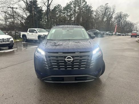 New 2026 Nissan Pathfinder SV AWD/4WD image 9