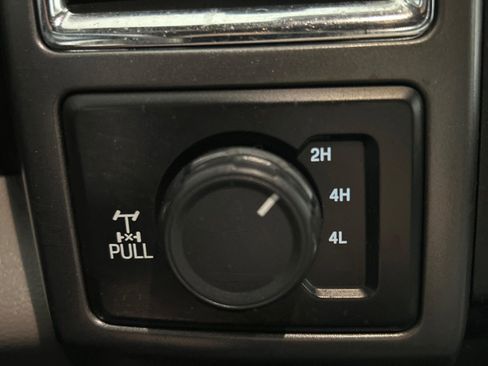 Used 2017 Ford F350 XLT w/ XLT Value Package AWD/4WD image 14