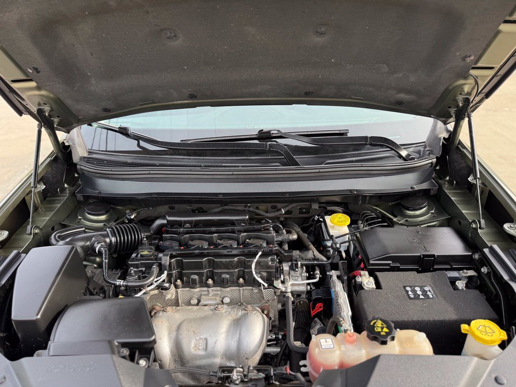 Used 2019 Jeep Cherokee Latitude w/ Cold Weather Group AWD/4WD image 13