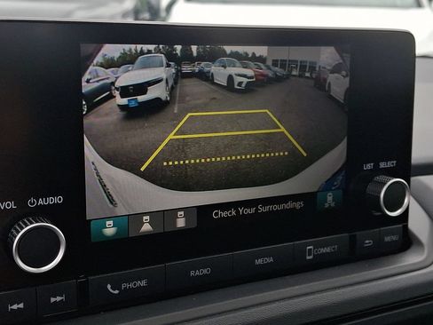 Used 2025 Honda Accord SE image 18