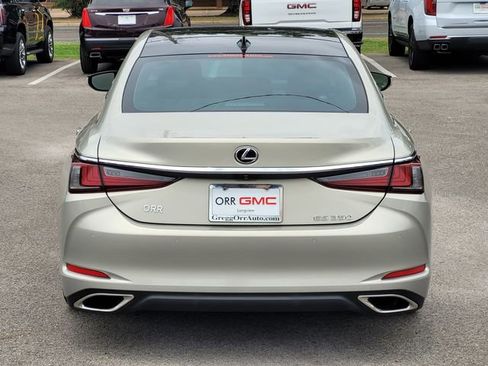 Used 2022 Lexus ES 350 w/ Premium Package FWD image 6