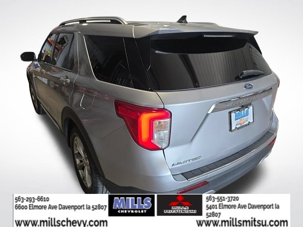 Used 2022 Ford Explorer Limited AWD/4WD image 3