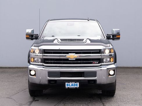 Used 2019 Chevrolet Silverado 3500 LTZ w/ LTZ Plus Package image 23