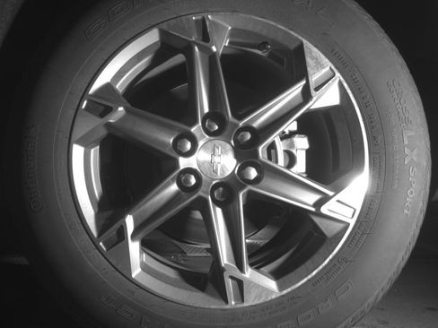 Used 2025 Chevrolet Blazer LT FWD image 14
