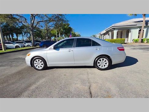 Used 2009 Toyota Camry image 42