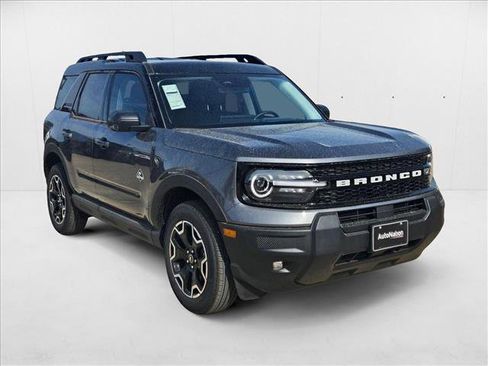 New 2025 Ford Bronco Sport Outer Banks image 6