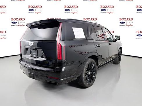 Used 2026 Cadillac Escalade Platinum Sport w/ LPO, ONYX Package AWD/4WD image 8