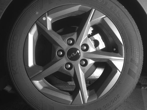 Used 2025 Kia K4 FWD image 14