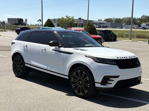 Used 2026 Land Rover Range Rover Velar Dynamic SE AWD/4WD image 7