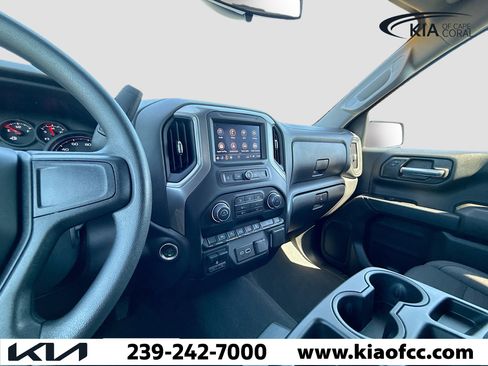 Used 2025 Chevrolet Silverado 1500 Custom Trail Boss AWD/4WD image 23