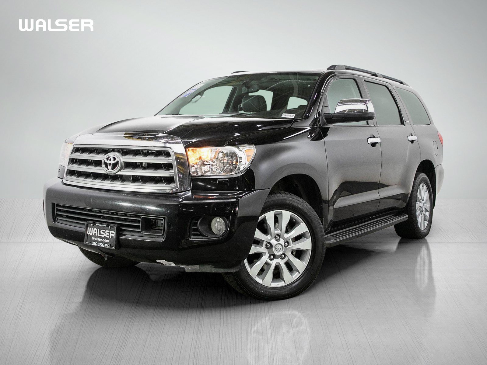 Used 2016 Toyota Sequoia Platinum AWD/4WD image 1