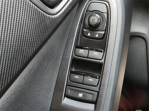 Used 2024 Subaru Crosstrek 2.5i Sport w/ Crosstrek Mirror Package image 20