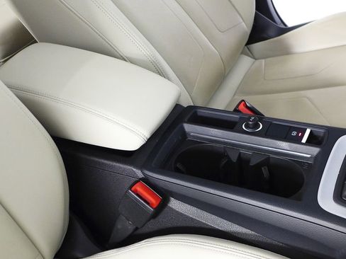 Used 2023 Audi Q3 2.0T Premium w/ Convenience Package image 16