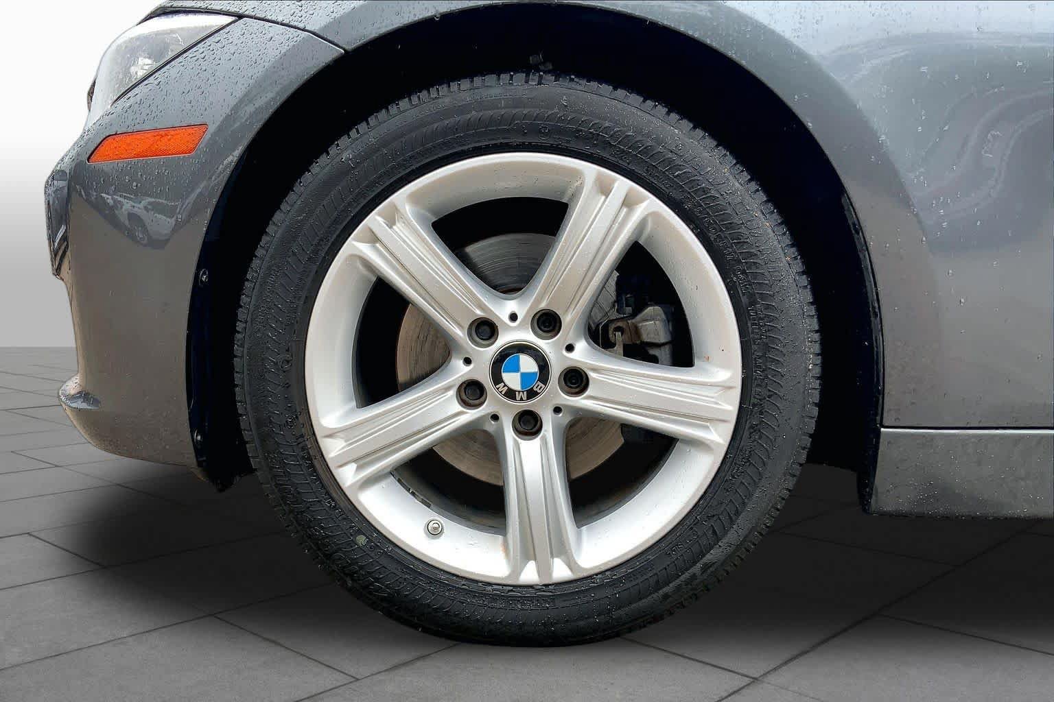 Used 2012 BMW 328i Sedan RWD image 11