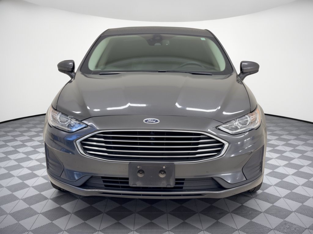 Used 2019 Ford Fusion SE FWD image 4