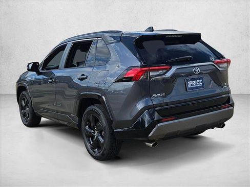 Used 2021 Toyota RAV4 XSE AWD/4WD image 16