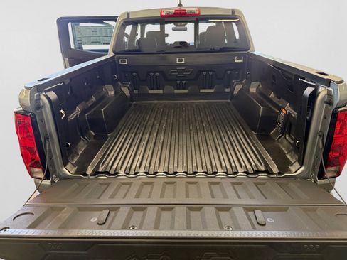 New 2026 Chevrolet Colorado LT RWD image 17