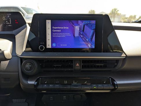 Used 2023 Toyota Prius XLE image 20